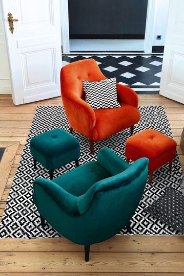 salon graphique orange et bleu