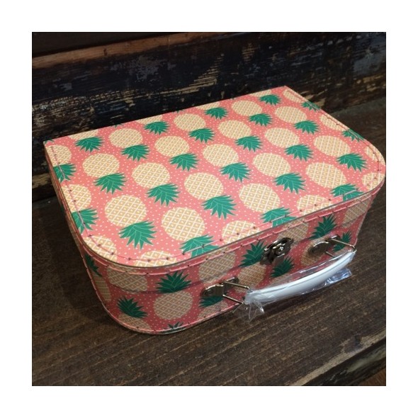 valisette-cartonnee-ananas