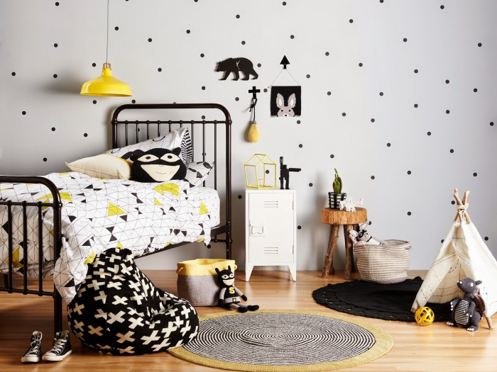 chambre-enfant-noir-blanc-jaune
