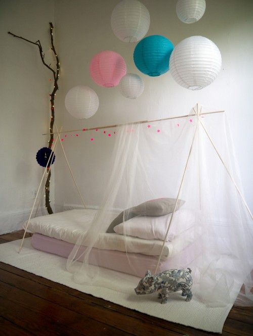 lit-cabane-moustiquaire